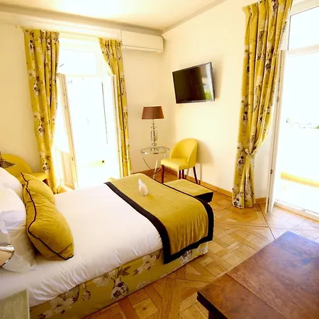 Royal Bon Repos 3* Sainte-Maxime