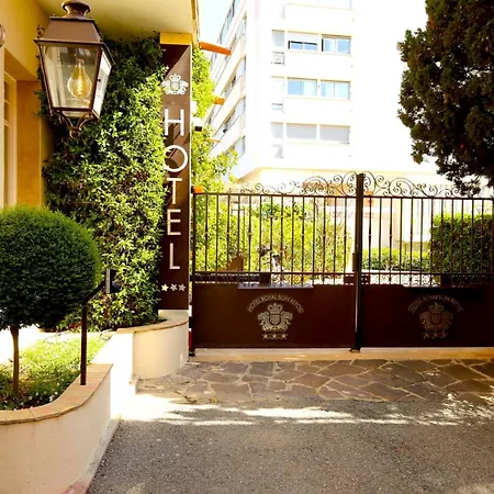 Royal Bon Repos 3* Sainte-Maxime