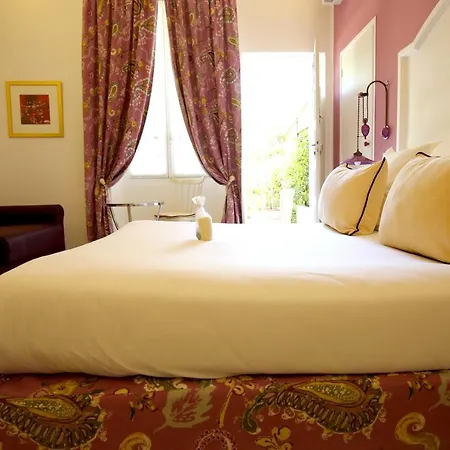 Royal Bon Repos Hotel