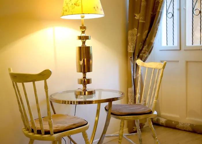 Royal Bon Repos